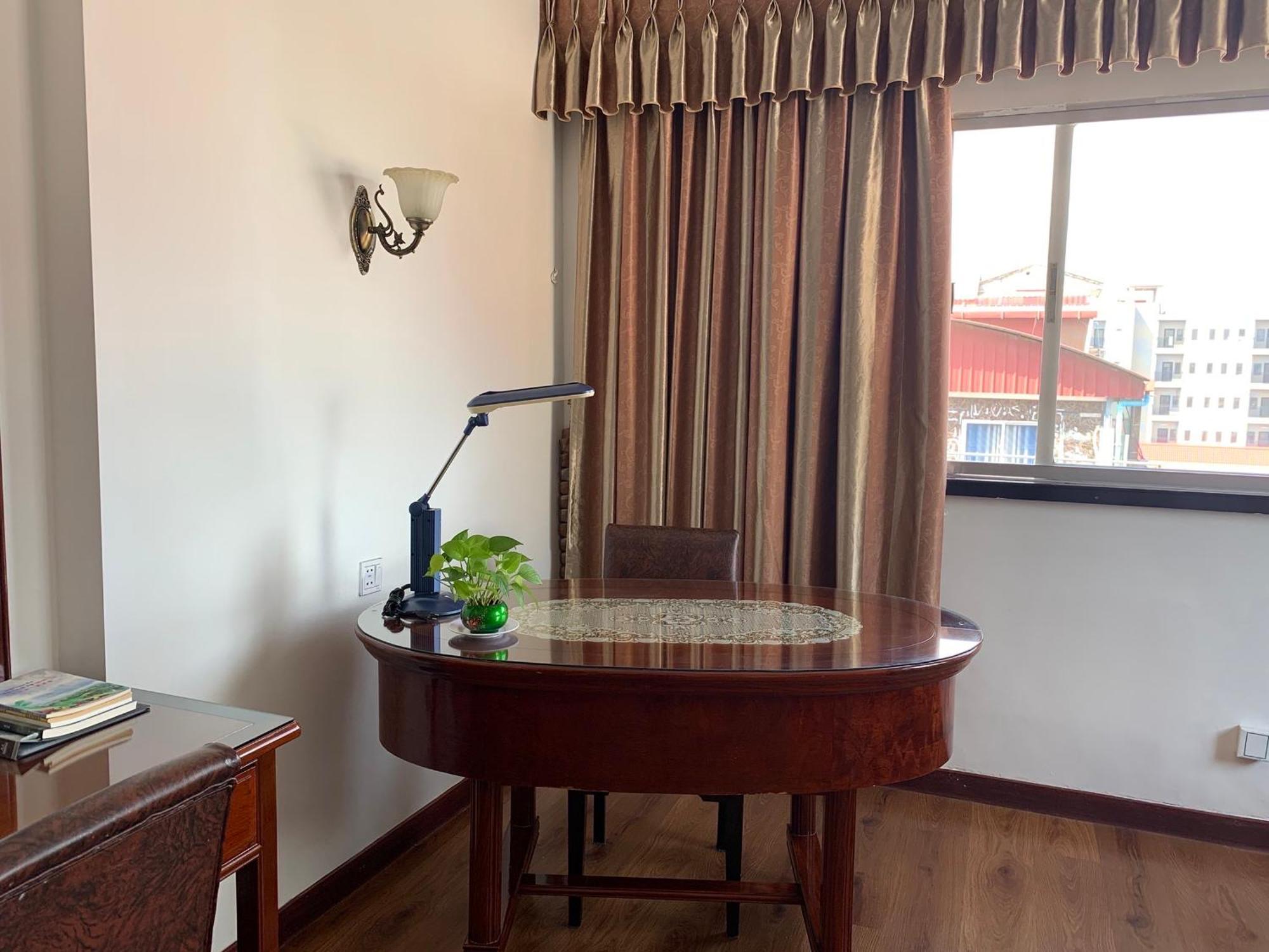 Chung Hsin Hotel 中信酒店 Phnom Penh Ngoại thất bức ảnh